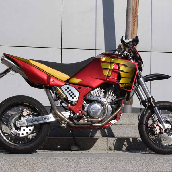twin12b